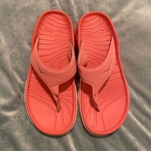 Hoka One One flip flops/recovery sandals